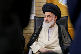 حضور آیت الله حسینی بوشهری رئیس جامعه مدرسین در مراسم اولین سالگرد شهادت سیدحسن نصرالله - قم
