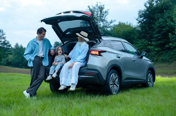 تجربه مالکان خودروهای فونیکس NEV؛ ترکیبی از صرفه‌جویی، تکنولوژی و آرامش خیال