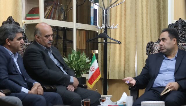 احداث پارک لجستیک راه‌آهن در زرند و ورود قطار پنج ستاره؛ به زودی