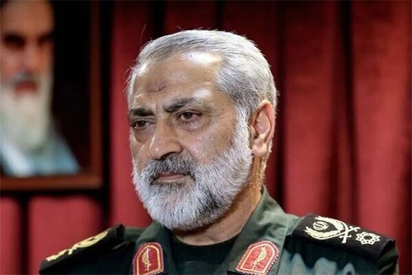 سردار شکارچی: آمریکا غلط میکند از کاهش برد موشکهای ایران میگوید سردار شکارچی: آمریکا غلط میکند از کاهش برد موشکهای ایران میگوید