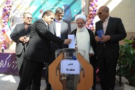 کمک‌های خیرین، پشتیبان دانش‌آموزان نیازمند یزدی