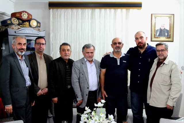 دیدار دبیرکل حزب موتلفه اسلامی با «امیرحسین زارع»