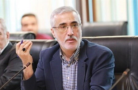 کمبود نقدینگی از مهم‌ترین چالش‌های حوزه «دارو»/لزوم پرداخت به موقع بیمه‌ها و سازمان هدفمندی