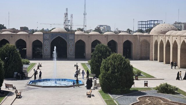 چشم‌ها را روی این ساخت‌وساز بسته‌اند؟