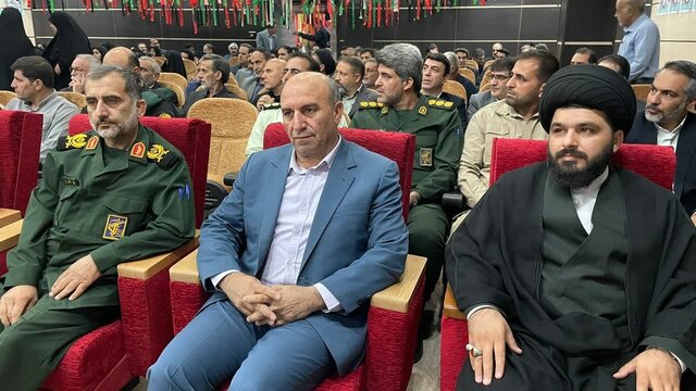 گفتمان مقاومت حفظ استقلال و عزت ملی است