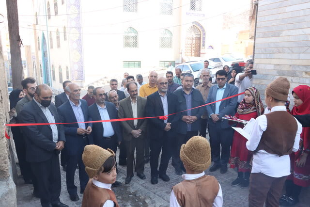 محور گردشگری «خیل خان - حسینه اعظم» مهدیشهر افتتاح شد محور گردشگری «خیل خان - حسینه اعظم» مهدیشهر افتتاح شد