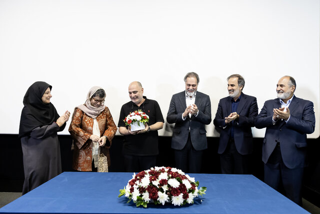 تقدیر از نگاه زنانۀ «منیر قیدی» به جنگ