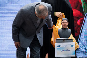 علیرضا کاظمی، وزیر آموزش و پرورش در چهل و پنجمین سالگرد هفته دفاع مقدس