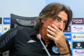 ریکاردو ساپینتو، سرمربی تیم فوتبال استقلال در نشست خبری پیش از دیدار با المحرق بحرین