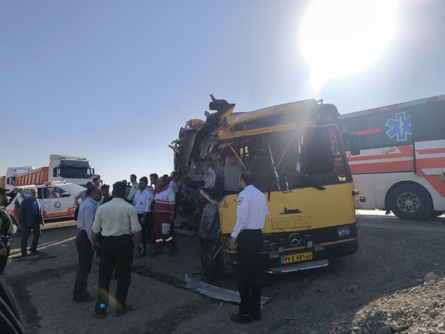 بازدید مسئولان از سرویس دانشجویی دانشکده پیراپزشکی سرخه و سرکشی از مصدومین حادثه