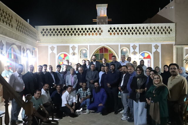 نشست انجمن حرفهای اقامتگاههای بومگردی-سمنان فعالیت ۱۰۶ اقامتگاه بومگردی در استان سمنان