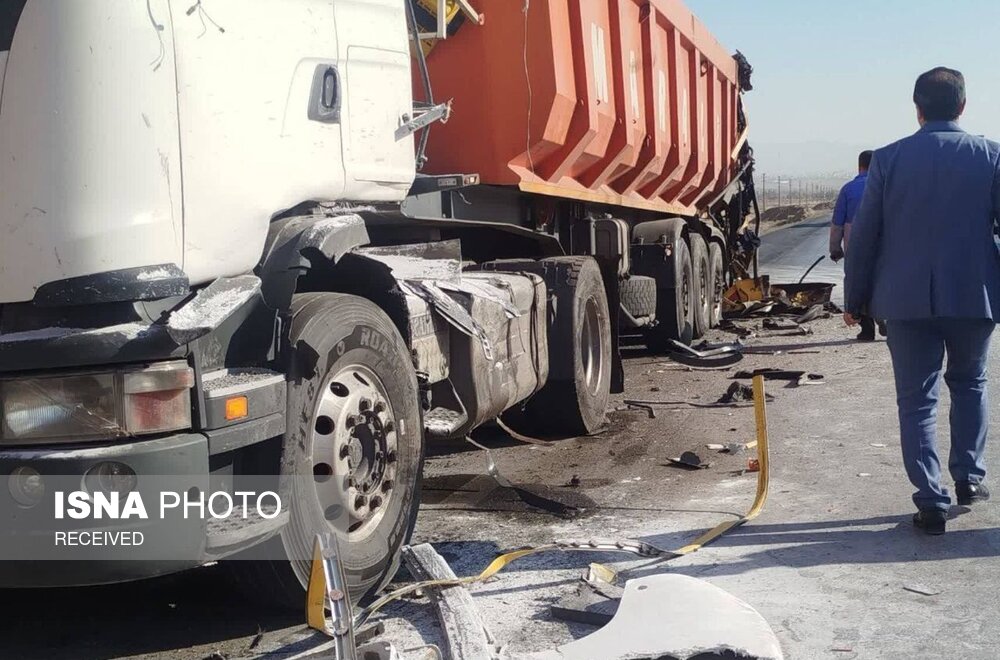 وقوع ۲ تصادف رانندگی در زنجان با ۳ کشته و ۵ مصدوم