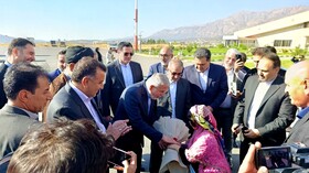 کهگیلویه و بویراحمد باید در مسیر توسعه قرار گیرد