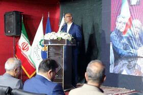 سخنرانی منوچهر حبیبی استاندار کرمانشاه در عملیات ریل‌گذاری راه‌آهن کرمانشاه - خسروی