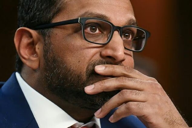 مدیر اف‌بی‌آی به مقامات نیوزیلندی سلاح گرم غیرقانونی داد