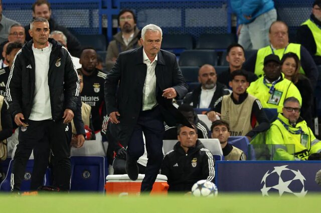 مورینیو شکست برابر چلسی را توجیه کرد!