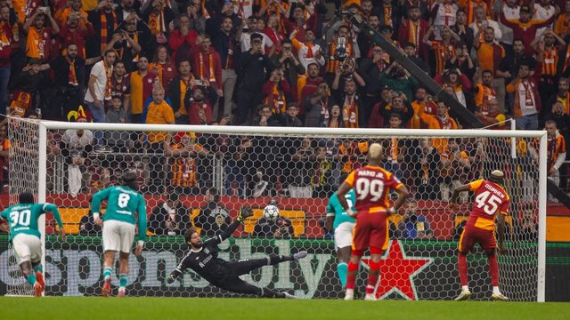 واکنش اشلوت به دومین شکست پیاپی لیورپول