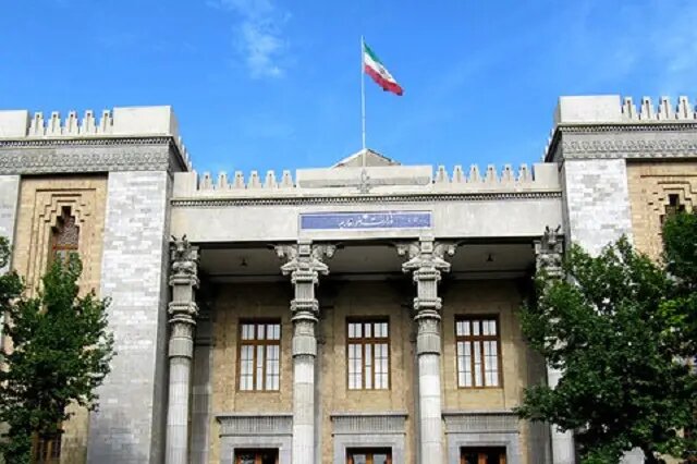 تسهیلات لازم برای بازگشت محترمانه ایرانیان فراهم است