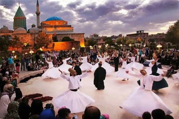 در زندگی ما جایی برای مولانا هست؟