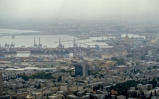 پس از موشک‌های ایران... اختلاف در حیفا بر سر پالایشگاه بازان