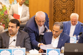 نشست شورای گفت‌وگوی دولت و بخش خصوصی در استان اصفهان با حضور محمدرضا فرزین، رئيس کل بانک مرکزی
