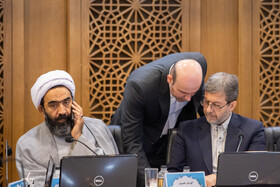 نشست شورای گفت‌وگوی دولت و بخش خصوصی در استان اصفهان با حضور محمدرضا فرزین، رئيس کل بانک مرکزی