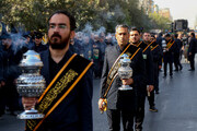 خادمیاران رضوی در زنجان قافله عزاداری شهادت امام رضا(ع) برپا کردند