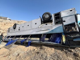 جزئیات حادثه سقوط اتوبوس به دره در جاده دماوند ـ فیروزکوه/ خواب‌آلودگی راننده عامل حادثه