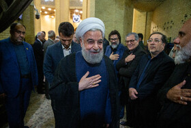 حجت الاسلام والمسلمین حسن روحانی، رئیس دولت یازدهم و دوازدهم در مراسم ختم همسر آیت‌الله سیستانی