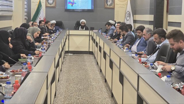 نخستین کنگره کنشگران نخبه شیراز برگزار شد / تأکید بر صیانت از کنشگری انقلابی