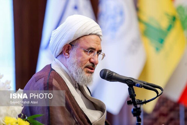 «انا علی العهد» تنها یک شعار محض نیست