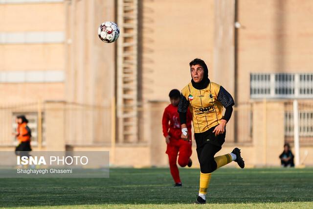 دومین شکست متوالی بانوان سپاهان مقابل ملوان رقم خورد / درهای ورزشگاه قدس همچنان بسته به روی خبرنگاران و عکاسان مرد