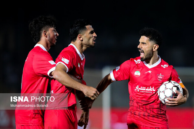 دلیل بی‌انگیزگی خارجی‌های پرسپولیس/ علیپور چه کار کرده که ۱۰۰ میلیارد می‌خواهد؟