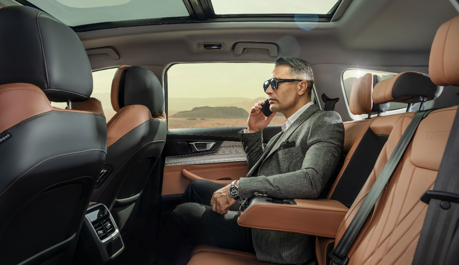 چرا با گذشت زمان همچنان اف 8 پرومکس همچنان یکی از بهترین انتخاب هاست