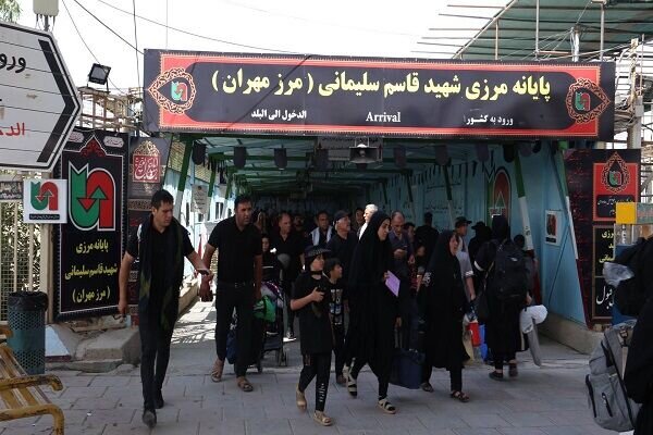 روزانه بیش از ۱۰ هزار نفر از مرز بین‌المللی مهران تردد می‌کنند
