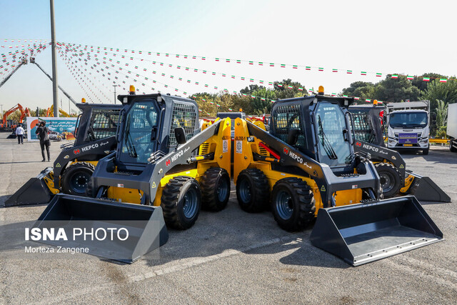 جذب ۵۵۰ دستگاه ماشین‌آلات و توزیع ۹۰۰۰ تن قیر بین شهرداری‌های استان کرمان