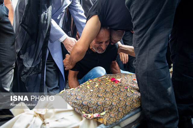 پیکر دانشجوی نخبه «محمد امین کلاته» در قطعه نام‌آوران آرام می‌گیرد