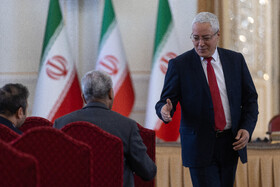 نشست وزیر امور خارجه با سفرا و روسای نمایندگی خارجی مقیم تهران
