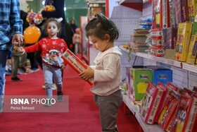 کودکان به موزه هنرهای معاصر می‌روند