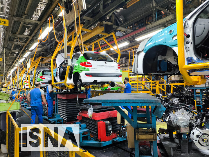 کلاف سر درگم صنعت «خودروسازی»؛ انحصار باید شکسته شود