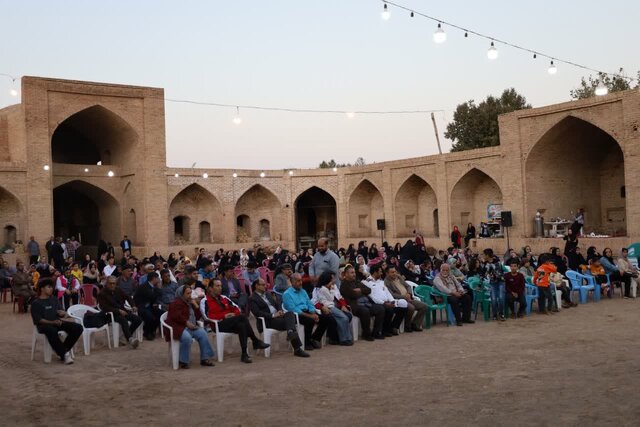 برگزاری نخستین جشنواره محلی مادران و کودکان در روستای هدف گردشگری قلعه‌بالا