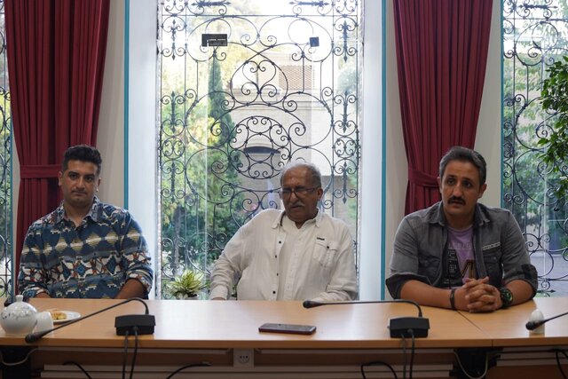 وقتی پدر و مادر برای فرزندانشان در سینما نقش میخرند