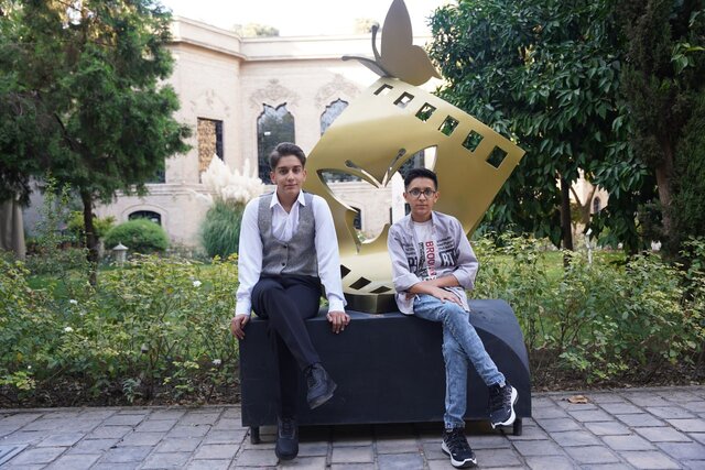 وقتی پدر و مادر برای فرزندانشان در سینما نقش میخرند