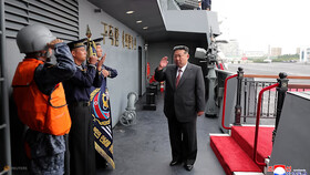 بازدید کیم از یک ناوشکن جدید با تاکید بر بازدارندگی کامل