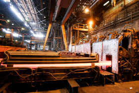 رشد ۳.۲ درصدی فولاد میانی و کاهش ۳۷ درصدی تولید تیرآهن!