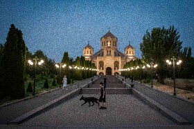 سنت گریگور روشنگر، پایه گذار مسیحیت در ارمنستان، الهام‌بخش نام‌گذاری این کلیسای جامع تاریخی در ایروان بوده است‌.