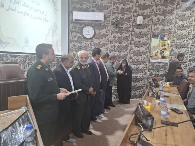مدیرکل بنیاد حفظ آثار فارس: برای انتقال درست فرهنگ ایثار و شهادت باید به عمق لایه‌های اعتقادی و تربیتی جامعه توجه کنیم