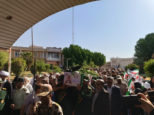 قدرت ملی مهمترین تضمینکننده امنیت کشور است