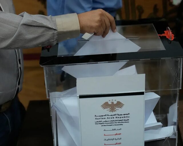 قسد مخالفت خود را با انتخابات نظام جولانی اعلام کرد