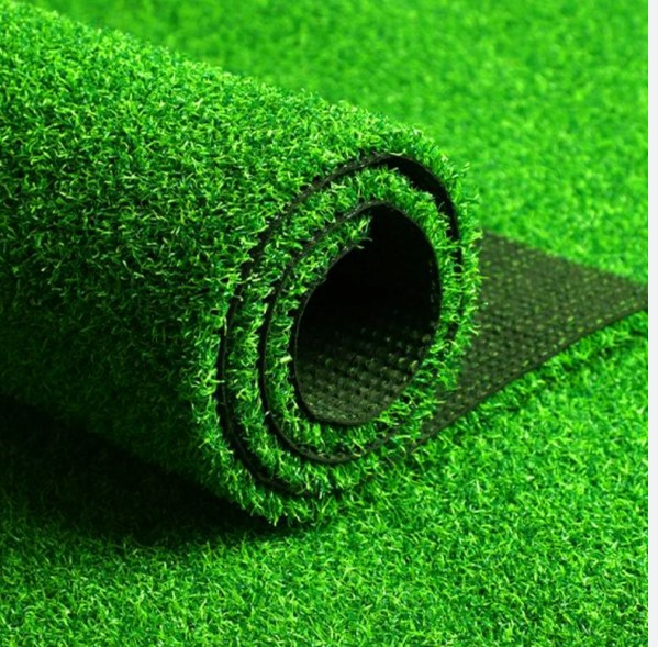 همه چیز درباره چمن مصنوعی؛ از انتخاب تا نصب و نگهداری